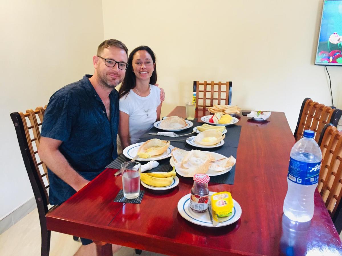 Sweet Home Tourist Rest, Cooking Classes & Tours Anuradhapura Eksteriør bilde